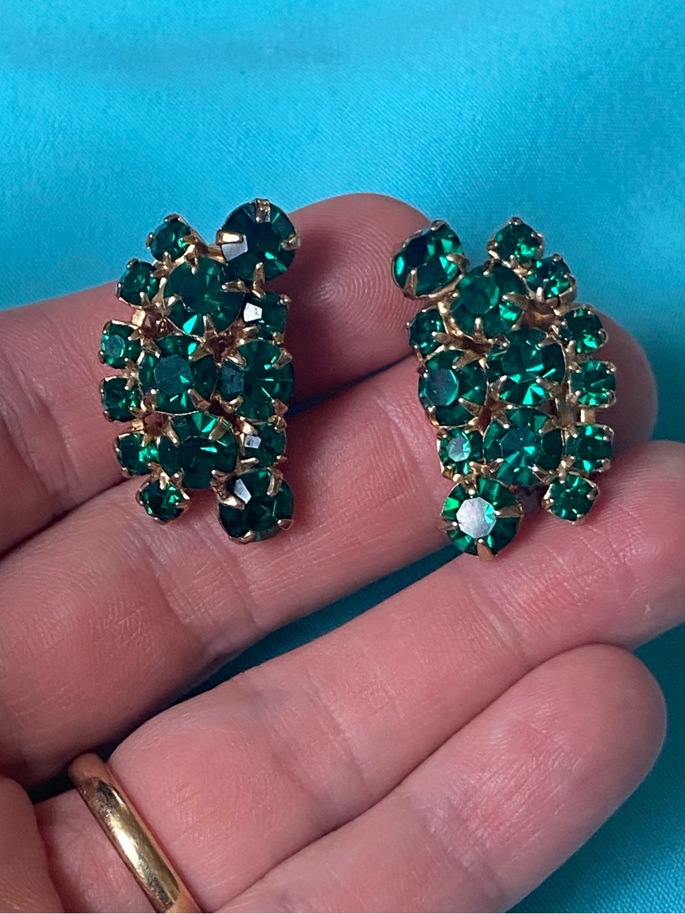 Vintage Pat Pend Green Rhinestones Clip On Earrings